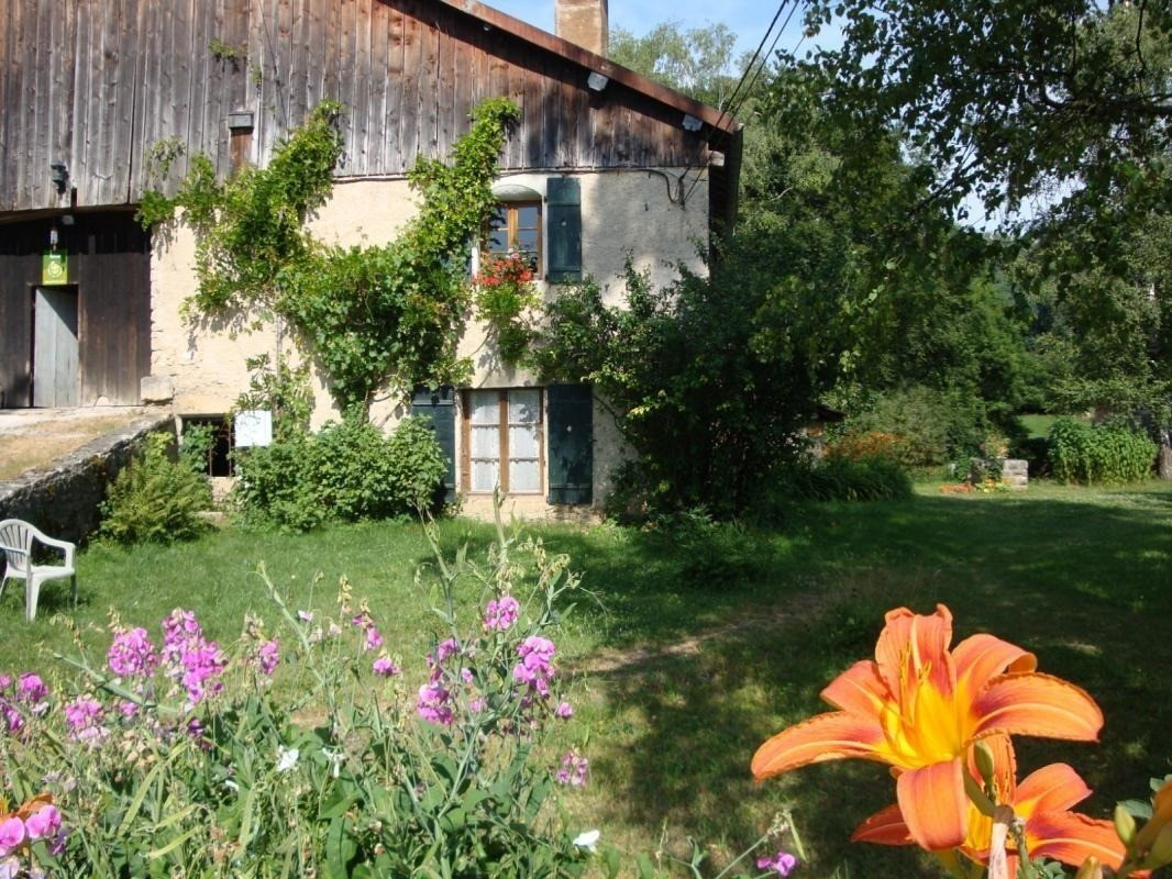 photo 0