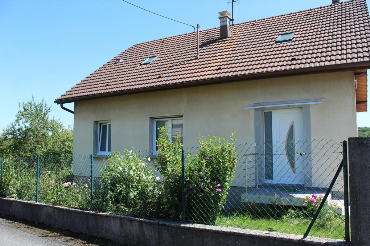 photo 0