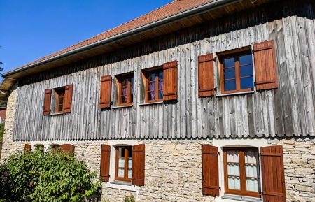 Chambre d'h&ocirc;tes n&deg;25G533 Gevresin - Doubs - La fa&ccedil;ade ouest