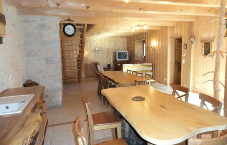 G&icirc;te n&deg;25G704 Verri&egrave;res-de-Joux - Doubs - photo