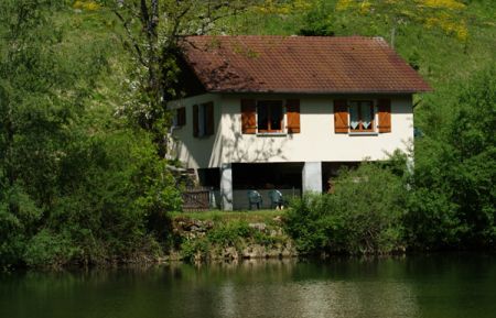 G&icirc;te n&deg;25G323 Saint-Hippolyte - Doubs - photo