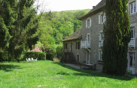 G&icirc;te n&deg;25G95 Scey-Maisi&egrave;res - Doubs - la maison dans son ensemble