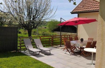 G&icirc;te n&deg;25G18 Bournois - Doubs - terrasse 