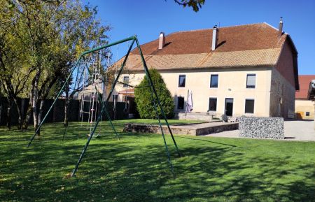 G&icirc;te de groupe n&deg;25G606 Dompierre-les-Tilleuls - Doubs - photo