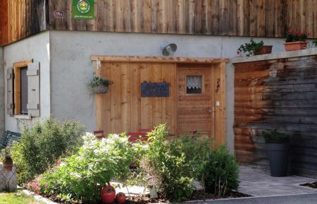 G&icirc;te n&deg;25G663 Les Fins - Doubs - terrasse