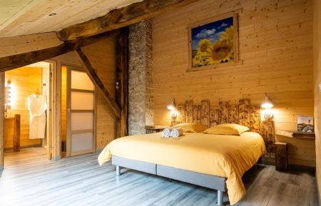 Chambre d'h&ocirc;tes n&deg;25G558 Vellerot-l&egrave;s-Vercel - Doubs - Vue d'ensemble
