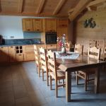 Salle de s&eacute;jour avec cuisine tute &eacute;quip&eacute;e 