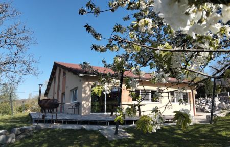 Gite de groupe n&deg;25G679 La Tour-de-S&ccedil;ay - Doubs - photo